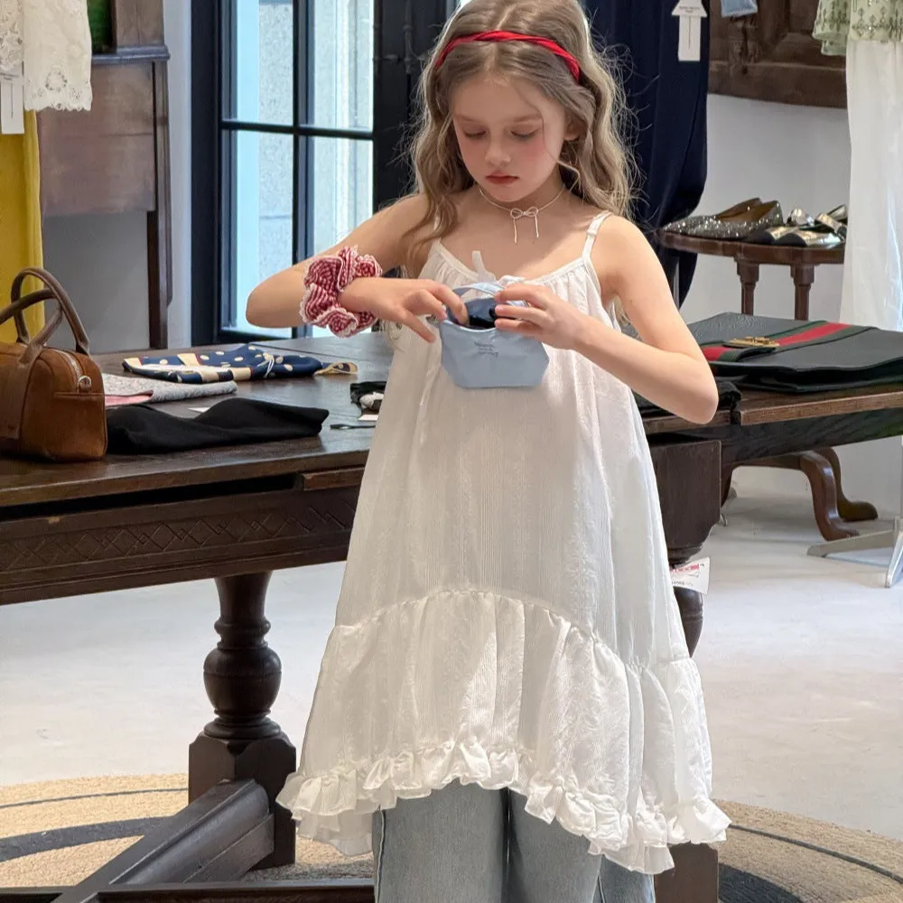 White summer Japanese suspender dress with cotton lining and lace trim for girls, sling style, available in heights from 90cm to 150cm