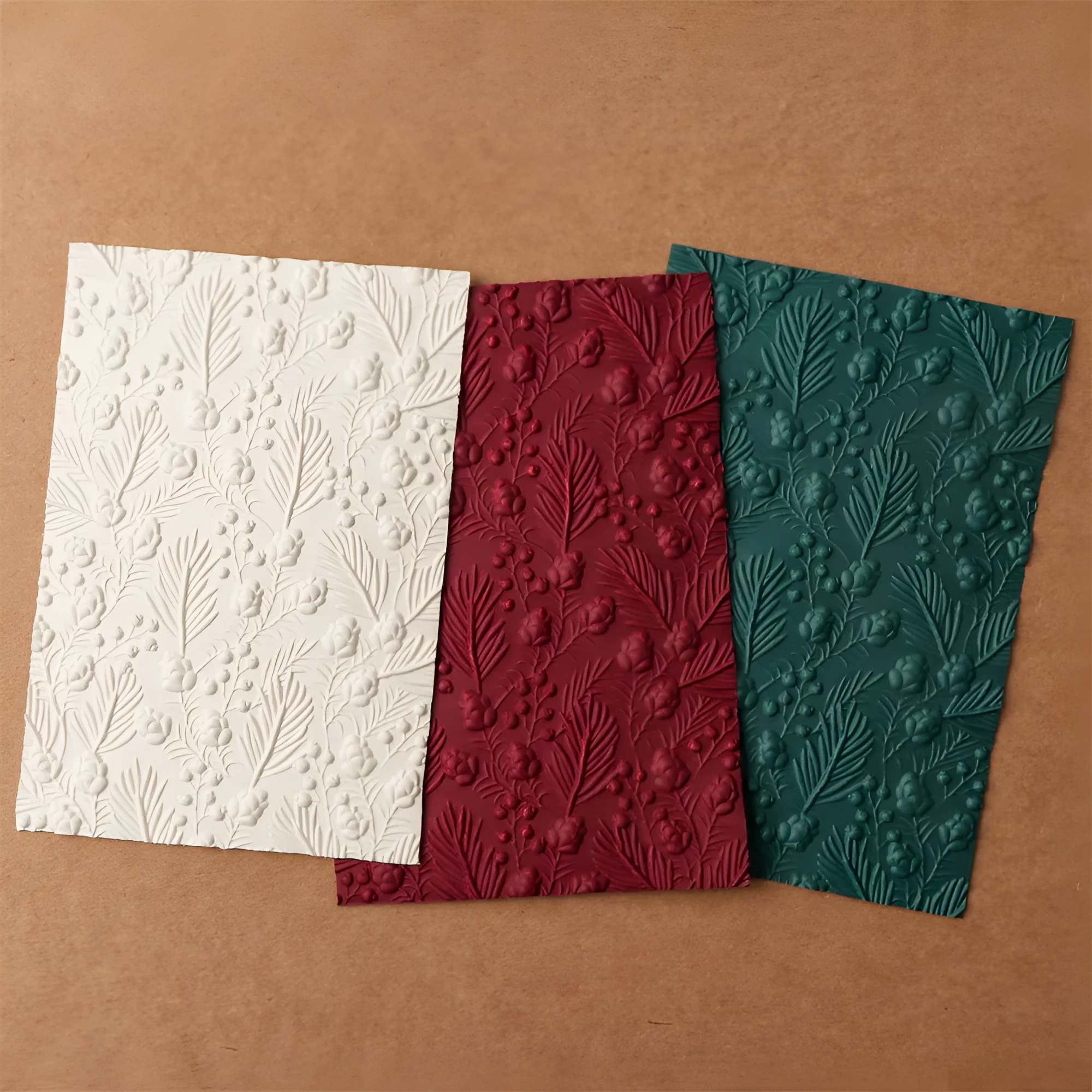 Plastic concave-convex embossing template, 11.5 x 16 cm, in colour AT0110, with raised and recessed pattern for DIY crafting
