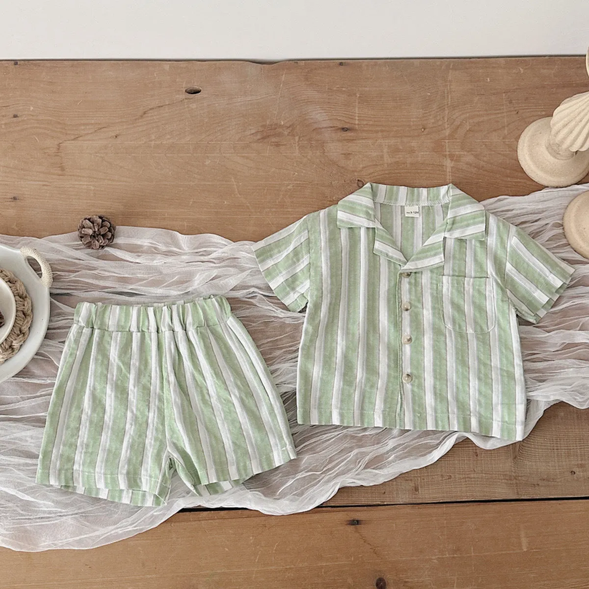 Children's striped cool breathable short-sleeved sports shorts set in olive colour for summer