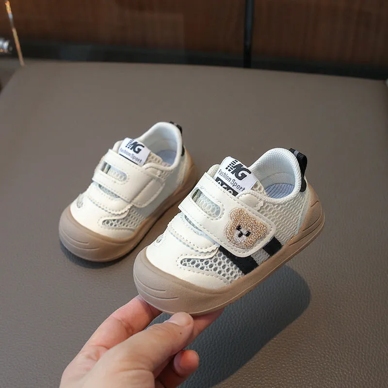 Children's breathable mesh shoes with animal pattern and Velcro fastening, available in black
