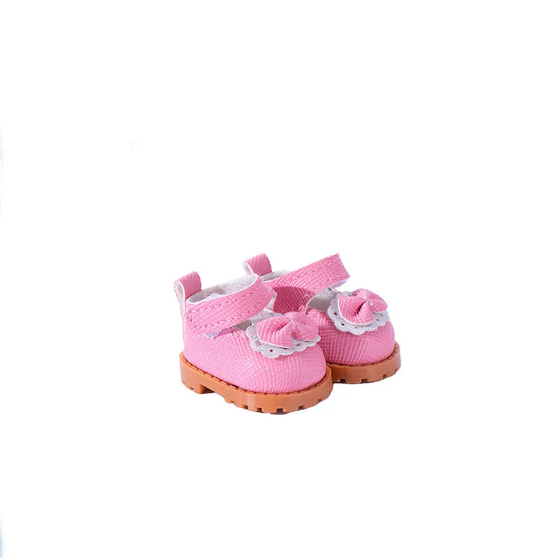 17cm doll clothes set with bucket hat, blouse, pants, and underwear in six colour options including No. 25 to No. 29 and Shoes No. 18