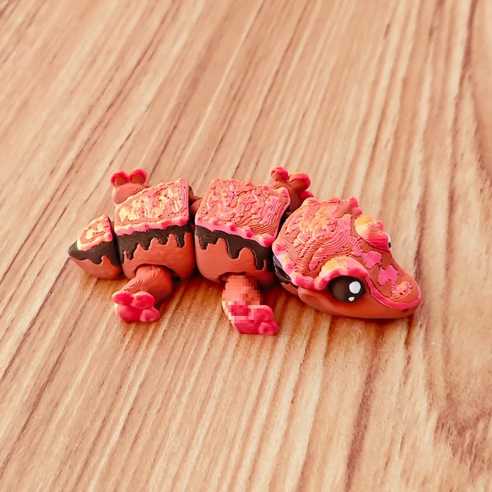 Horn guard crown hair gecko movable joint toy in plastic, 8-10cm, army green colour with poseable limbs