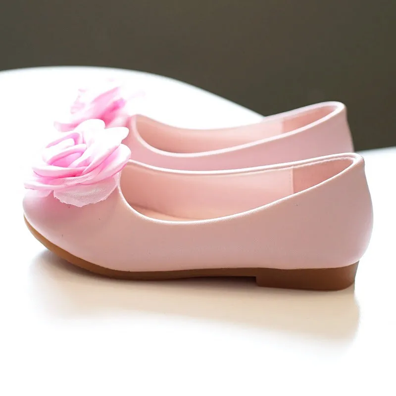 Korean style girl flower PU leather shoes in pink with floral pattern, low top oversleeve design