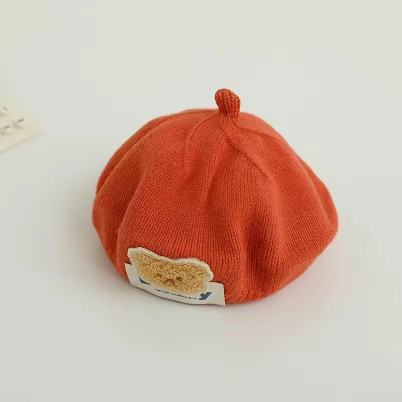Children's thermal knitting acrylic beret in beige for ages 3 months to 4 years