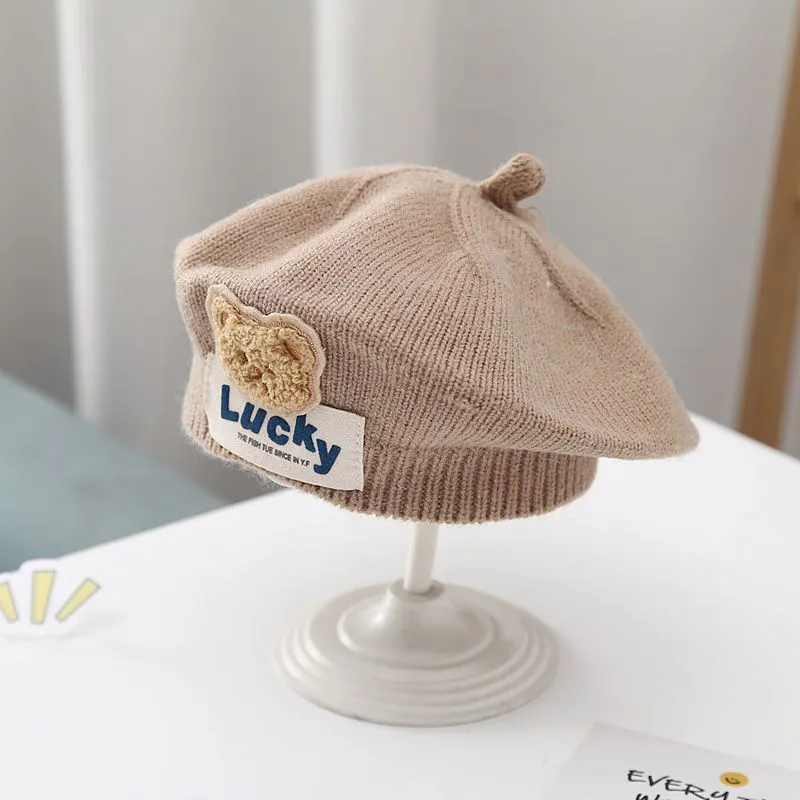 Children's thermal knitting acrylic beret in beige for ages 3 months to 4 years