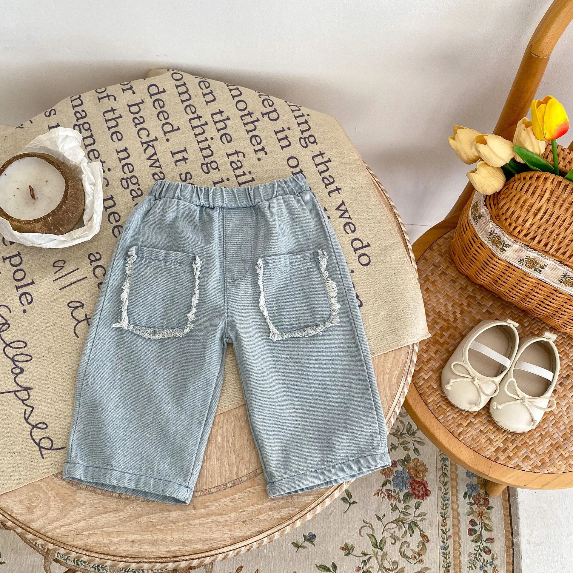 Children's cotton denim cropped pants in denim colour with burrs pocket and hairband belt