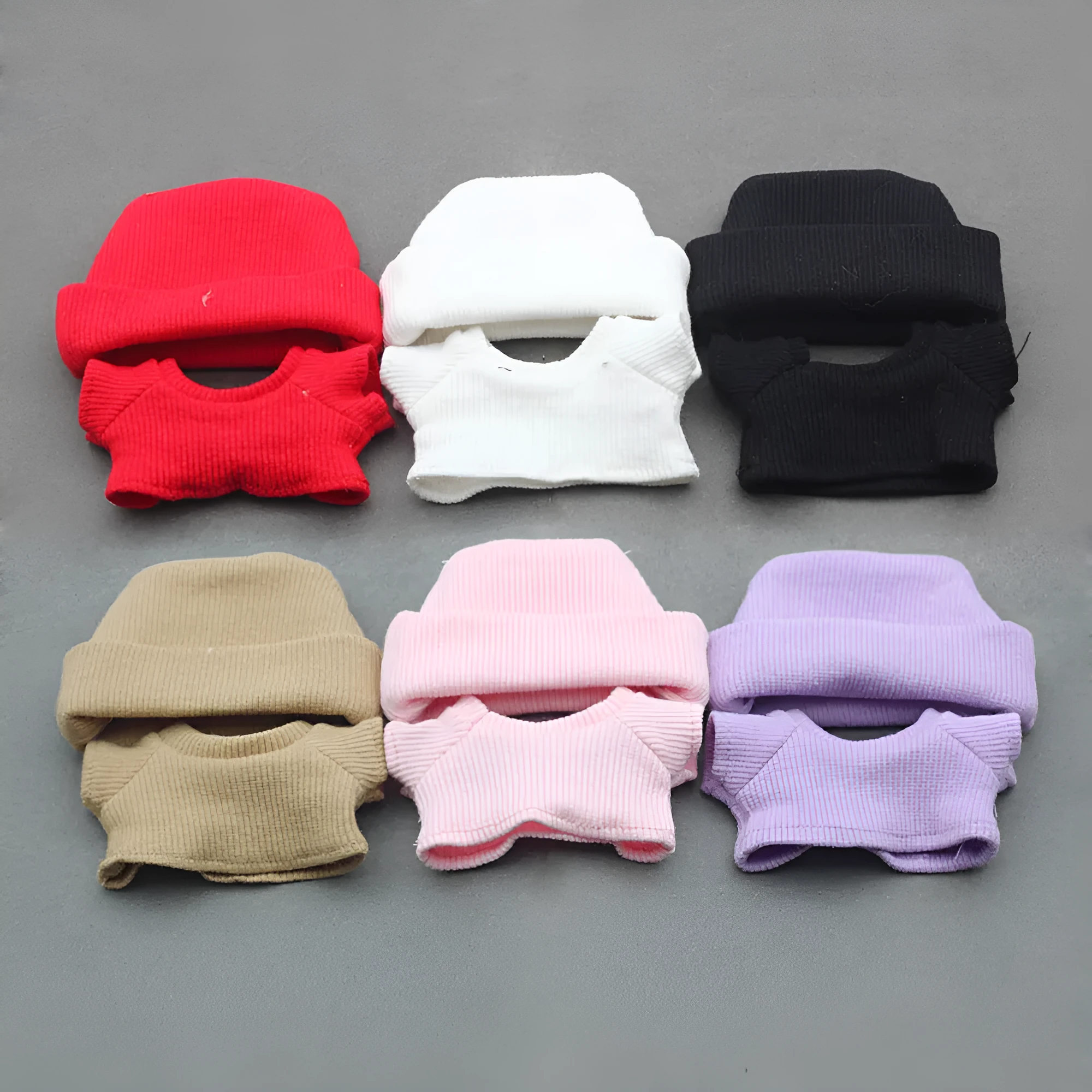 Flanging hat and T-shirt doll clothes set for 18-inch fashion dolls in multiple colours