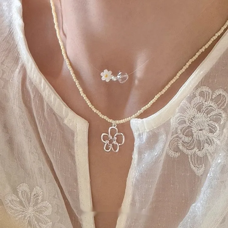 Women's colourful beaded hollow flower necklace with Korean style U-shaped copper chain