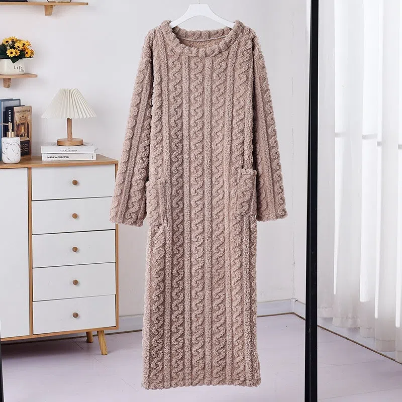 Thickened warm women's extra-long loose long-sleeved polyester pajamas in brown for winter