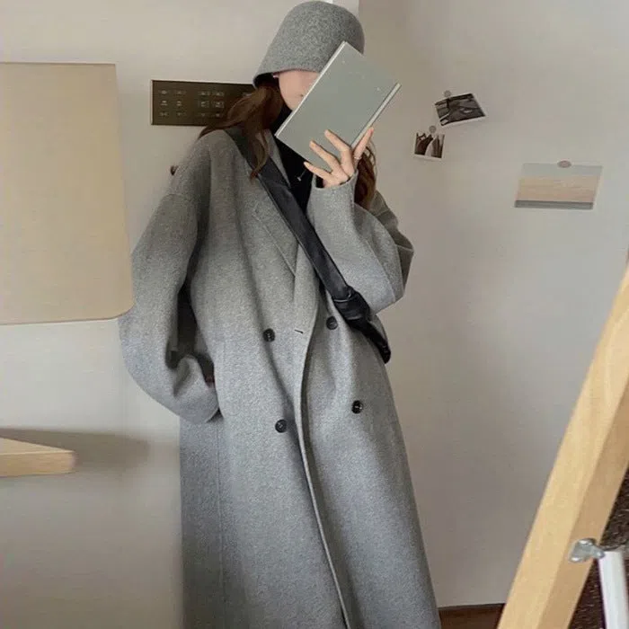 Retro patchwork women's wool coat in oatmeal colour, knee-length, loose fit, long sleeves