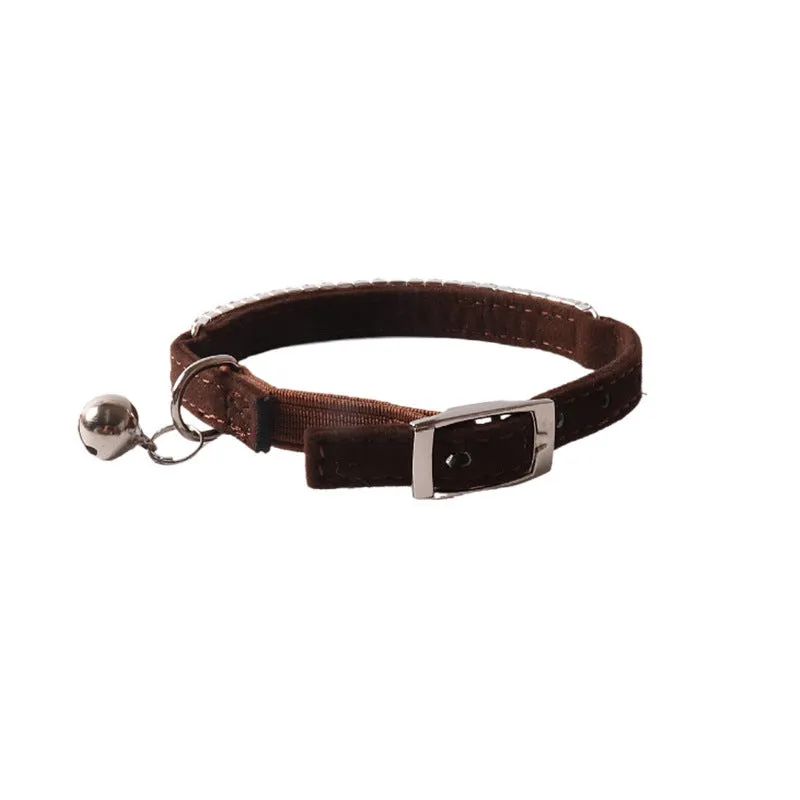 Flannel cat collar with elastic buckle and textured gang drill design in multiple colours.