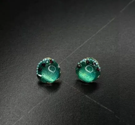 Galvanised geometric Chinese-style earrings with petal elements in zinc alloy