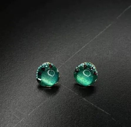 Galvanised geometric Chinese-style earrings with petal elements in zinc alloy