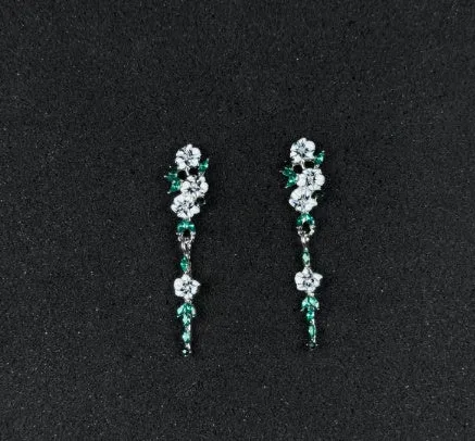 Galvanised geometric Chinese-style earrings with petal elements in zinc alloy