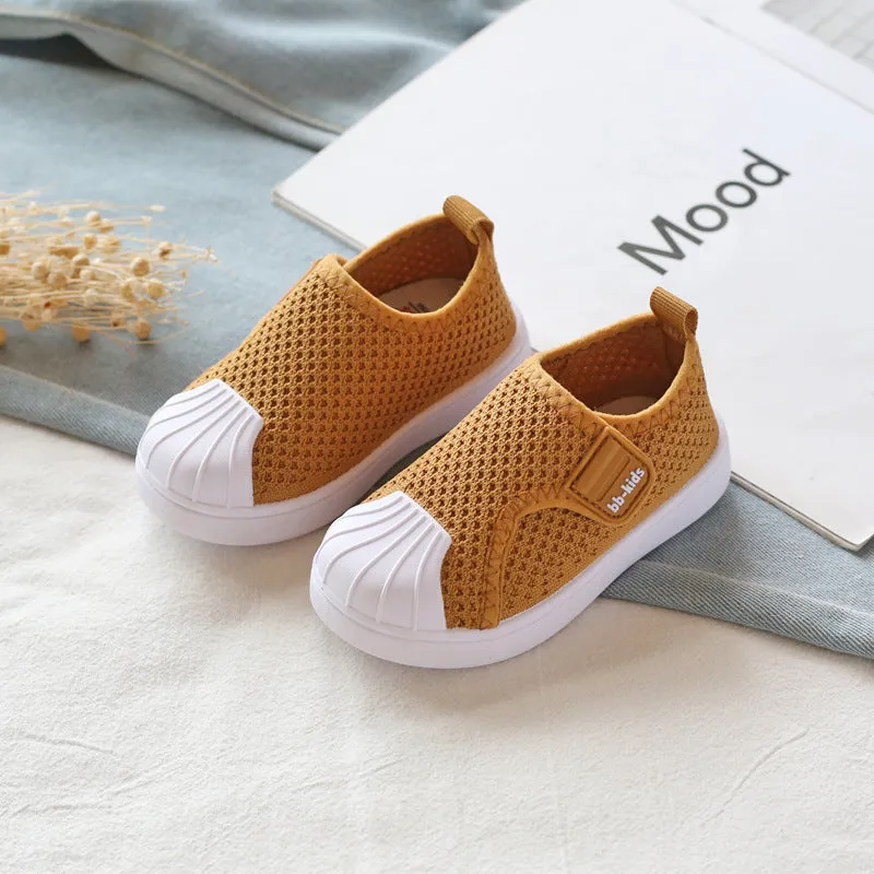 Children's striped slip-on sneakers with non-slip PVC sole in multiple colours