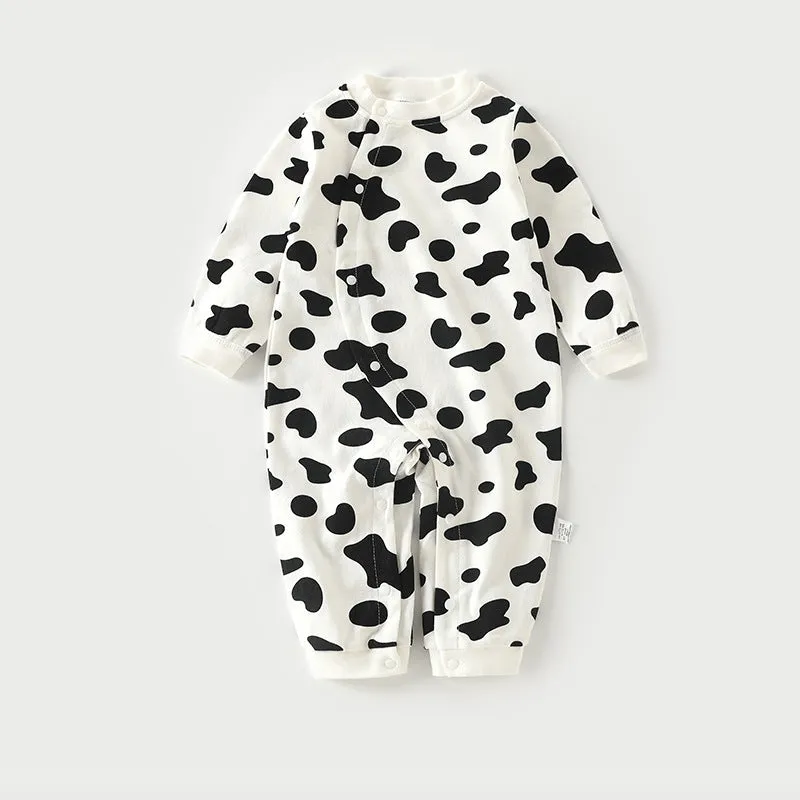 Cotton long-climb baby onesie in a neutral colour, suitable for newborns.