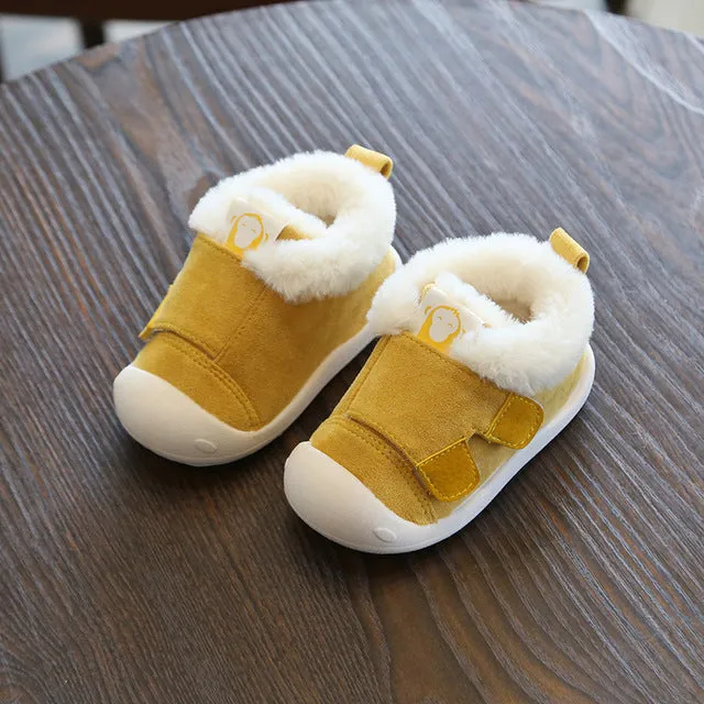 Toddler cotton shoes with velvet upper and non-slip soles in multiple colours and sizes
