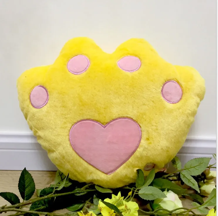 Colourful star-shaped plush cushion with LED flashing lights for children