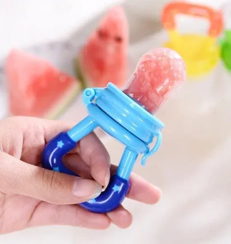 New baby silicone pacifier encapsulated food feeder in size M with blue silicone nipple