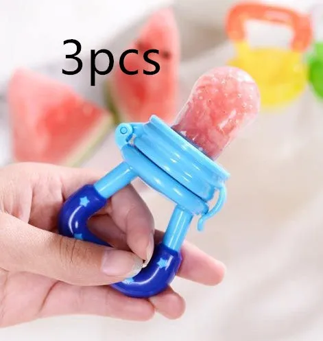 New baby silicone pacifier encapsulated food feeder in size M with blue silicone nipple