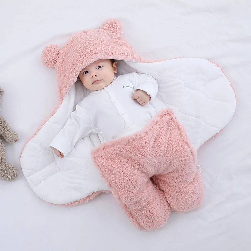 Cotton blend baby quilted sleeping bag wrapper in white plain pattern, 40x62cm size for 3 month old