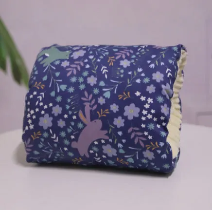 Adjustable cotton nursing arm pillow in blue triangle colour, 25x23cm, for breastfeeding support