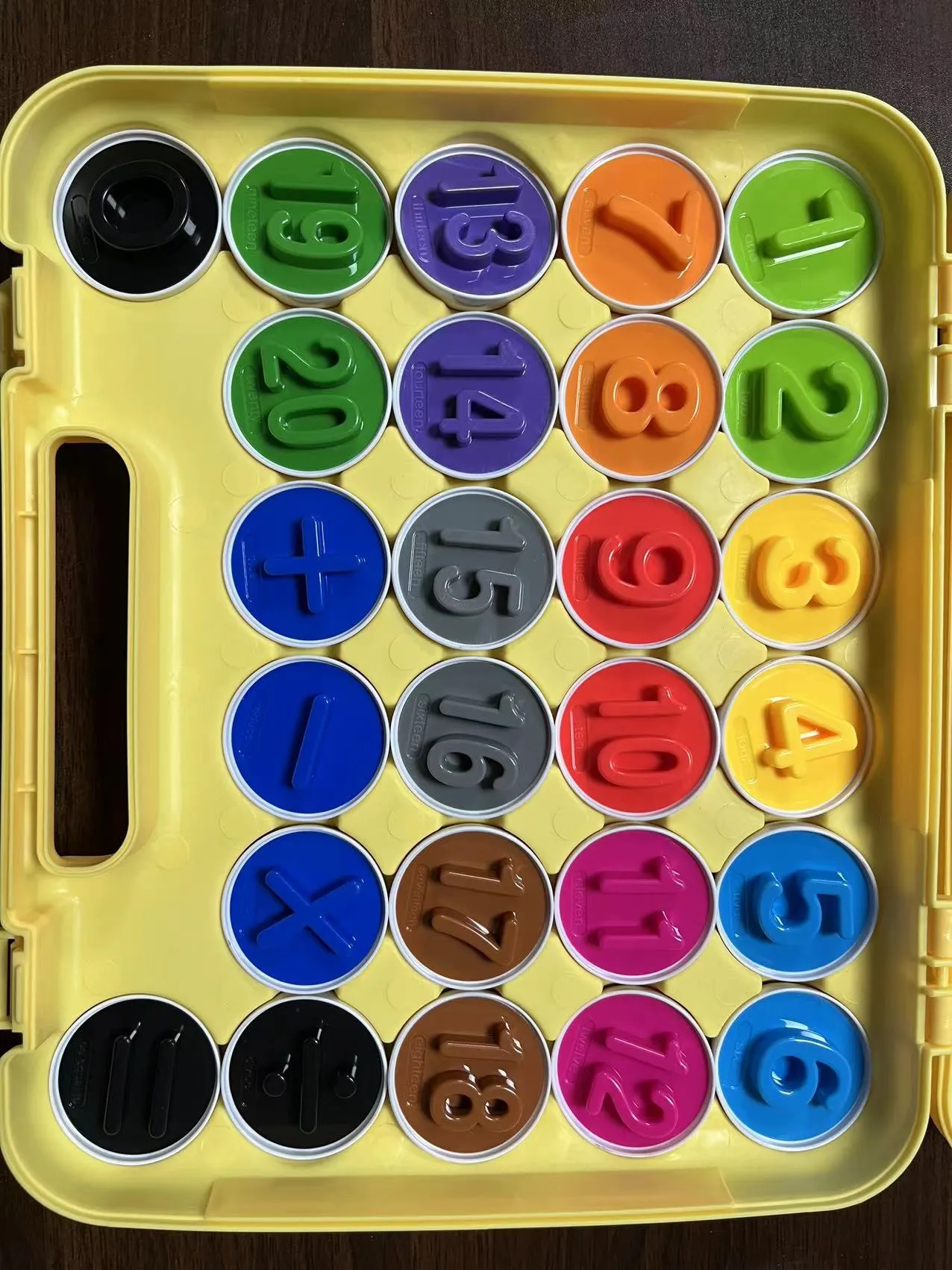 12 shape matching eggs toy set in green plastic with storage case, educational toy for children 3-6 years