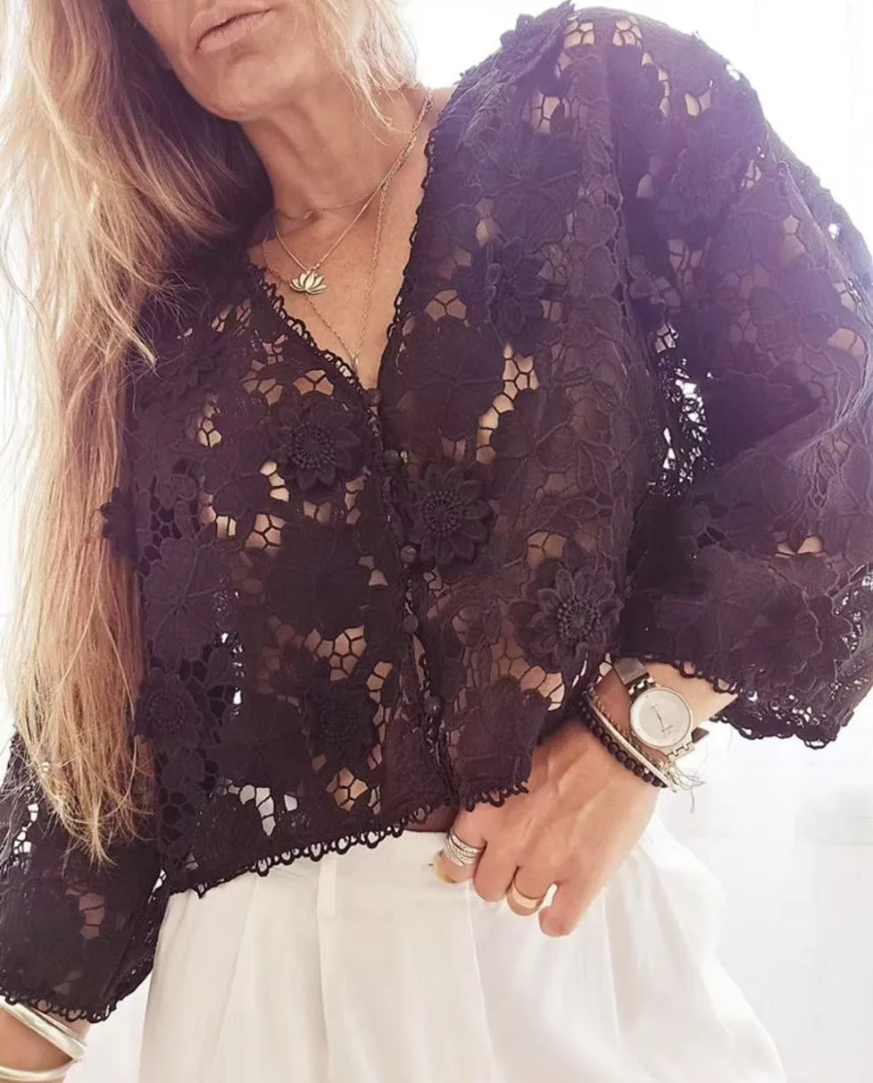 White lace V-neck cardigan with three-dimensional floral decoration and long sleeves