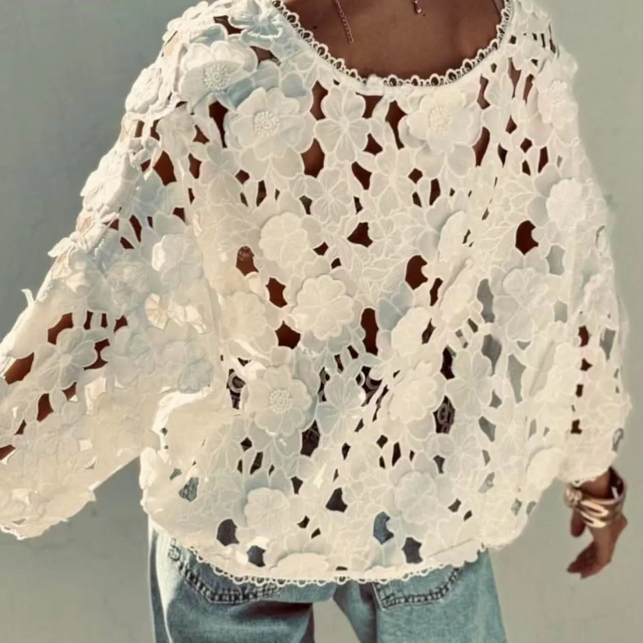 White lace V-neck cardigan with three-dimensional floral decoration and long sleeves