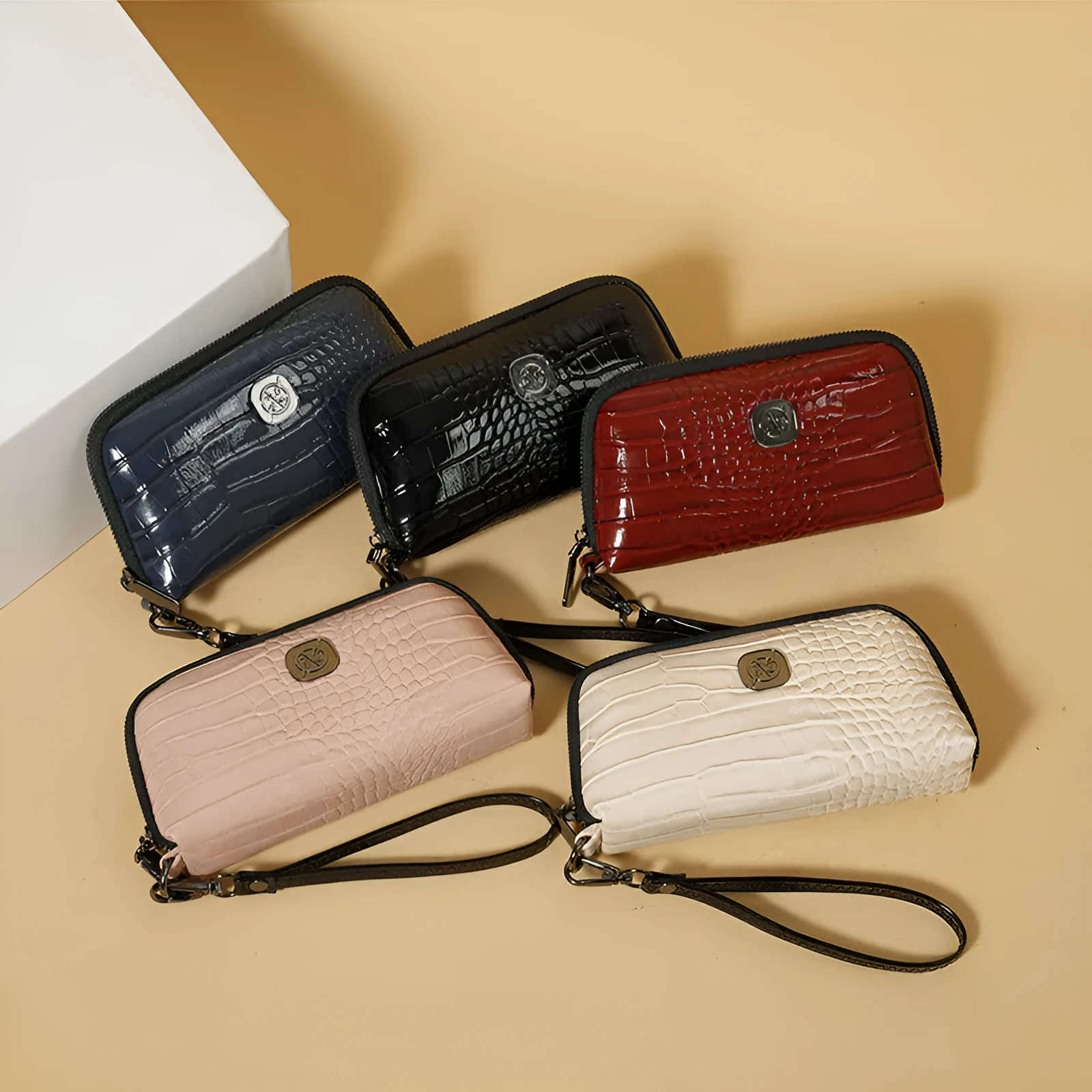 Hand-held Crystal Bamboo Pattern mobile phone bag in black, rectangular shape, 19x5x10cm, PU material, with interior pockets.