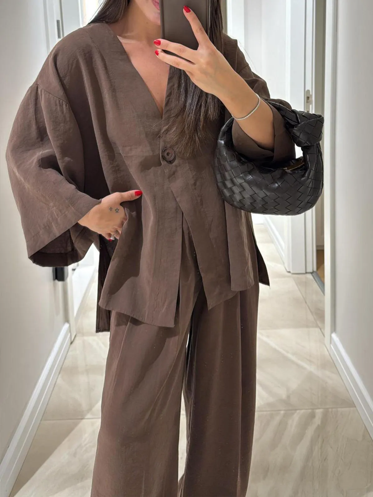 Women's solid colour polyester cardigan top and trousers set with zipper and button detail, long sleeves, commute style, available in six colours