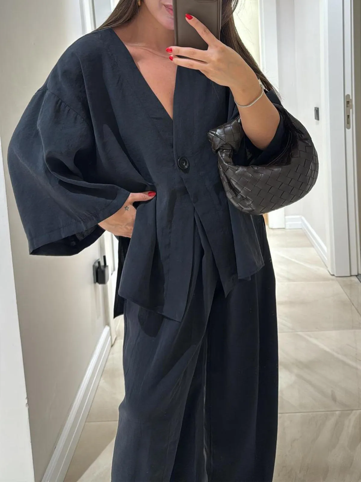 Women's solid colour polyester cardigan top and trousers set with zipper and button detail, long sleeves, commute style, available in six colours