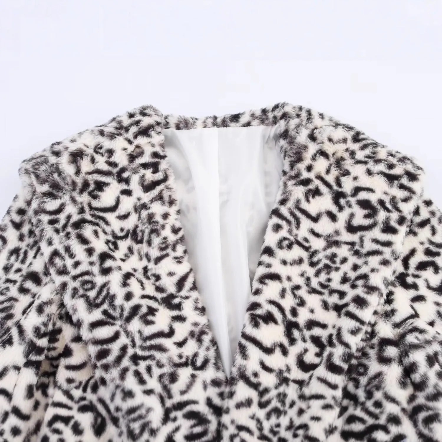 Leopard print lapel loose fake fur long sleeve coat with pockets for women street hipster style