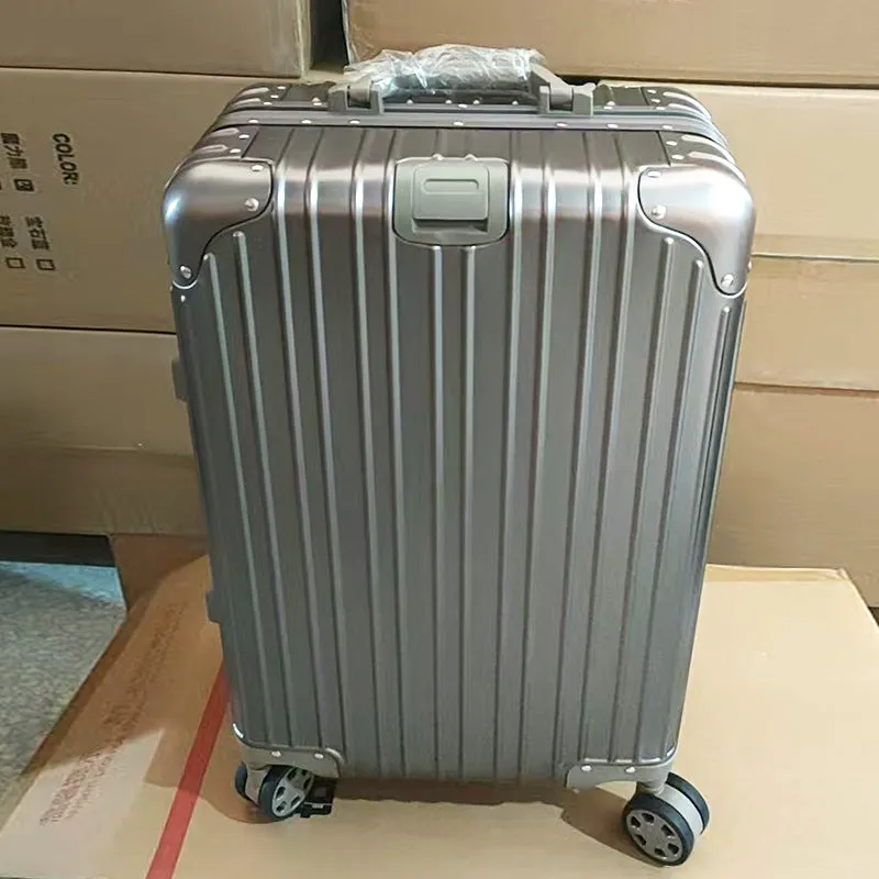 Alloy trolley case luggage with metal frame, universal wheels, solid colour, available in multiple sizes