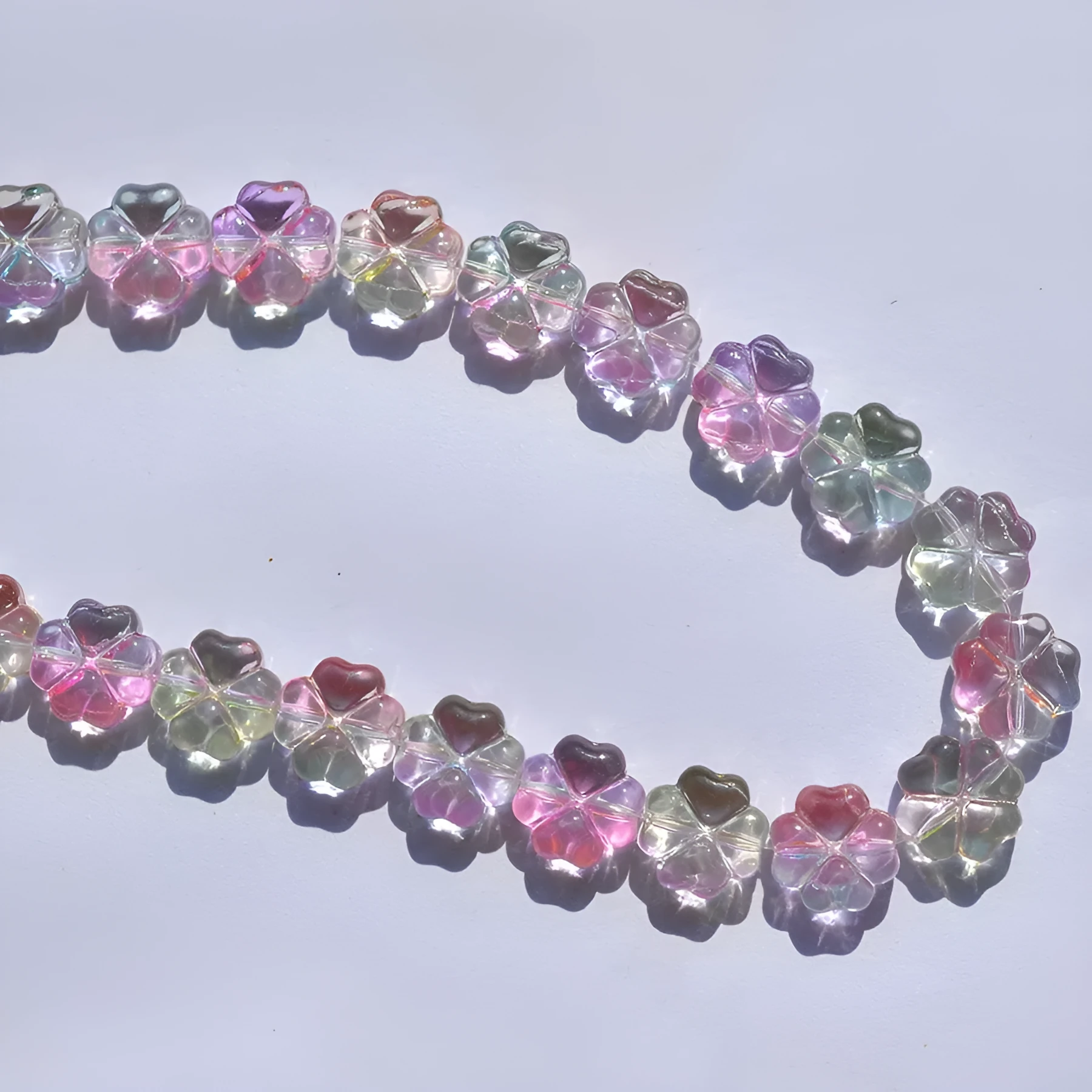 20 gradient colour 10mm crystal glass beads with four-leaf clover water droplet pattern and iridescent electroplated finish
