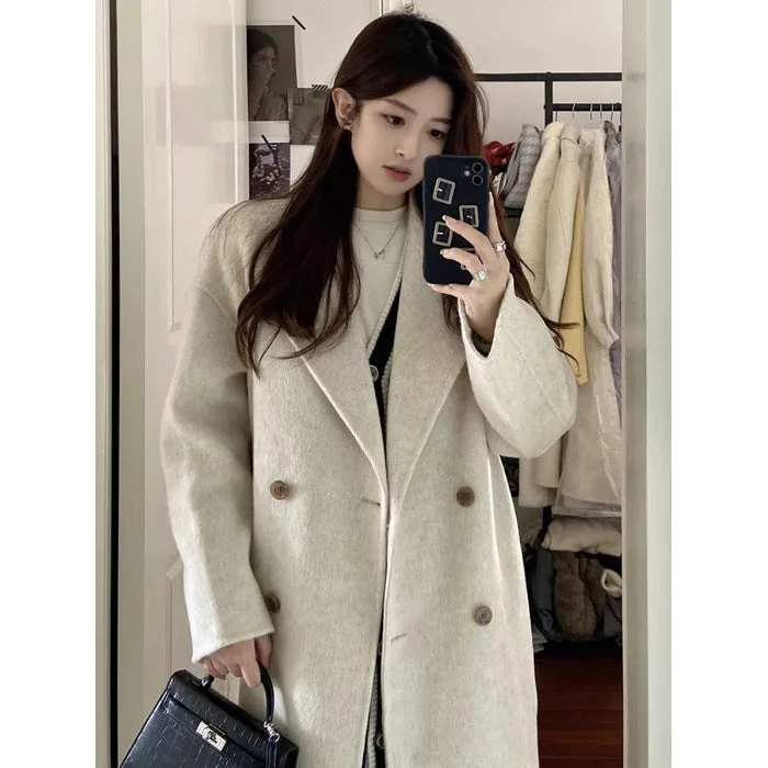 High-grade gray woolen coat for women with long sleeves, polyester fabric, autumn design, size L