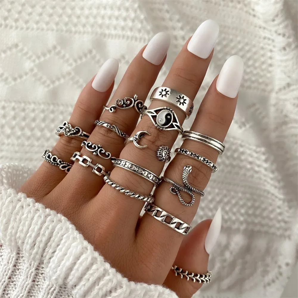 Retro alloy ring set for women with butterfly and snake geometric designs, opening rings pack