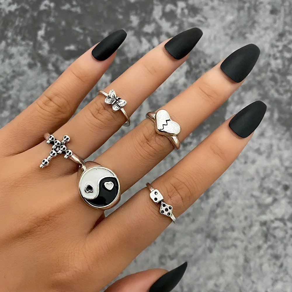 Retro alloy ring set for women with butterfly and snake geometric designs, opening rings pack