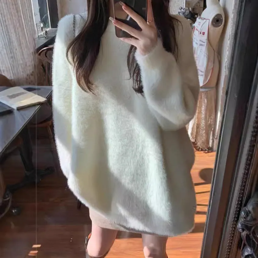 Mid-length acrylic knitwear pullover in camel colour with long sleeves and loose fit