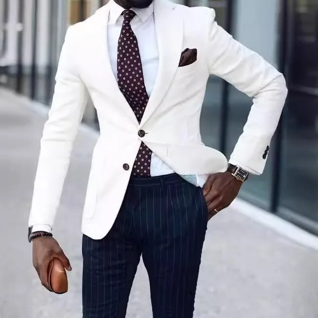 Business casual slim fit double button suit jacket with bag cover seam pocket in polyester blend, white button variant