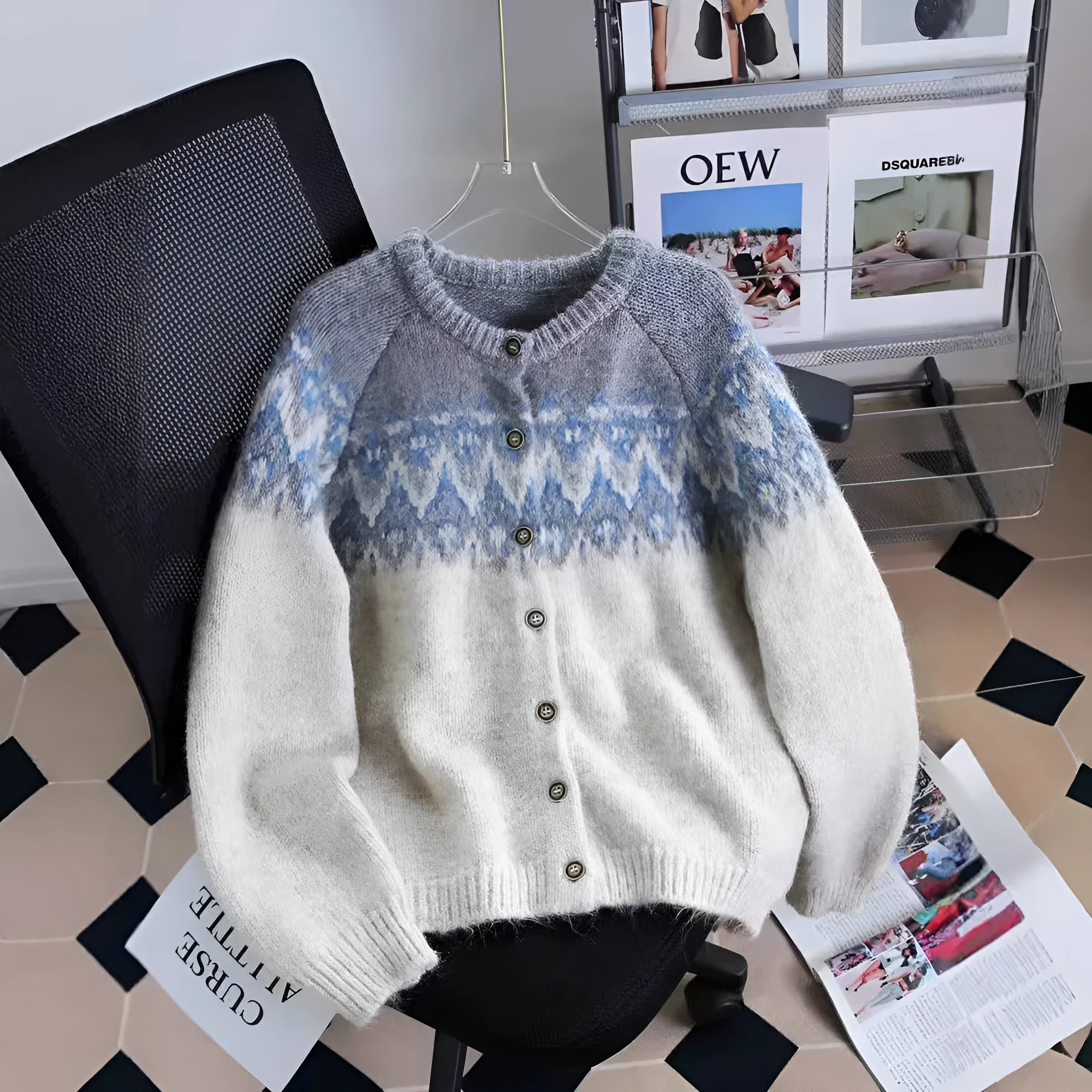 Women's loose fit jacquard knit sweater coat in contrast colours