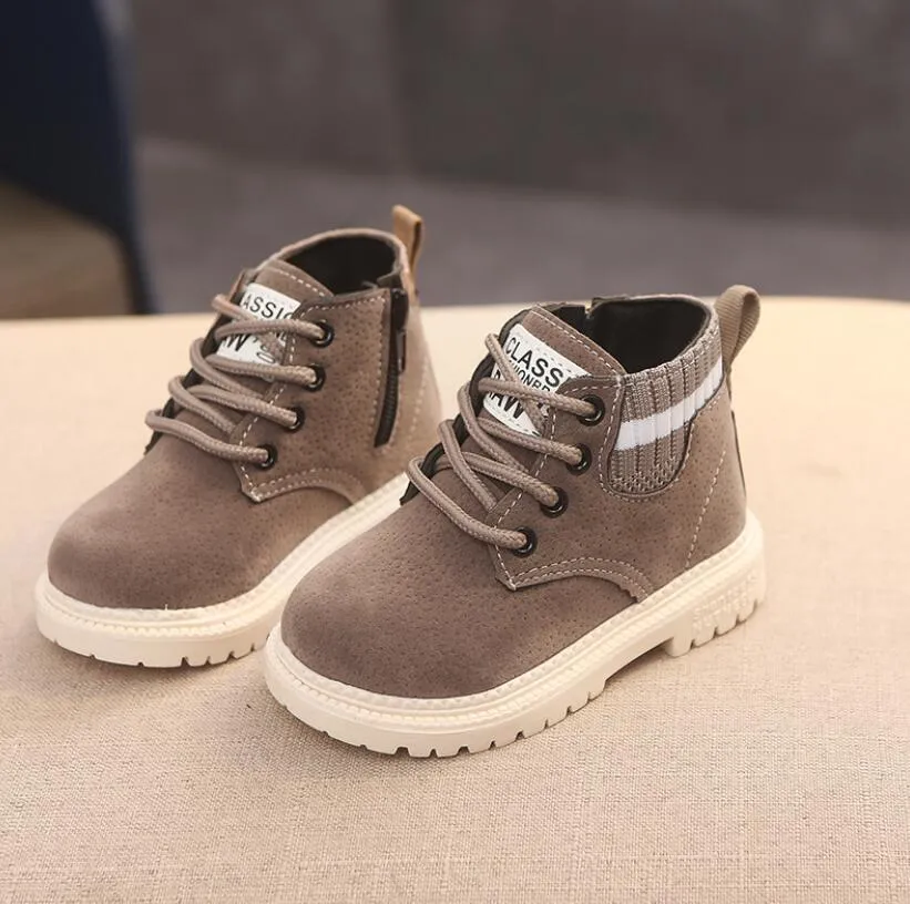 Children's Martin snow boots in synthetic leather with side zipper, solid colour, low cylinder design