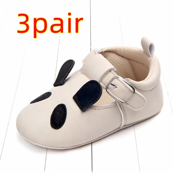 Spring autumn cartoon animal baby shoes in beige panda design with matte nubuck leather upper and soft non-slip sole.