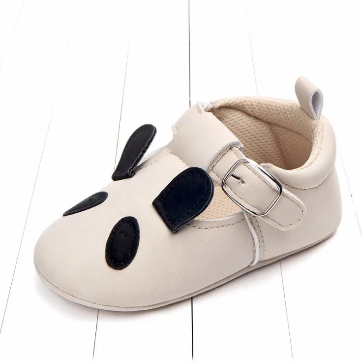 Spring autumn cartoon animal baby shoes in beige panda design with matte nubuck leather upper and soft non-slip sole.