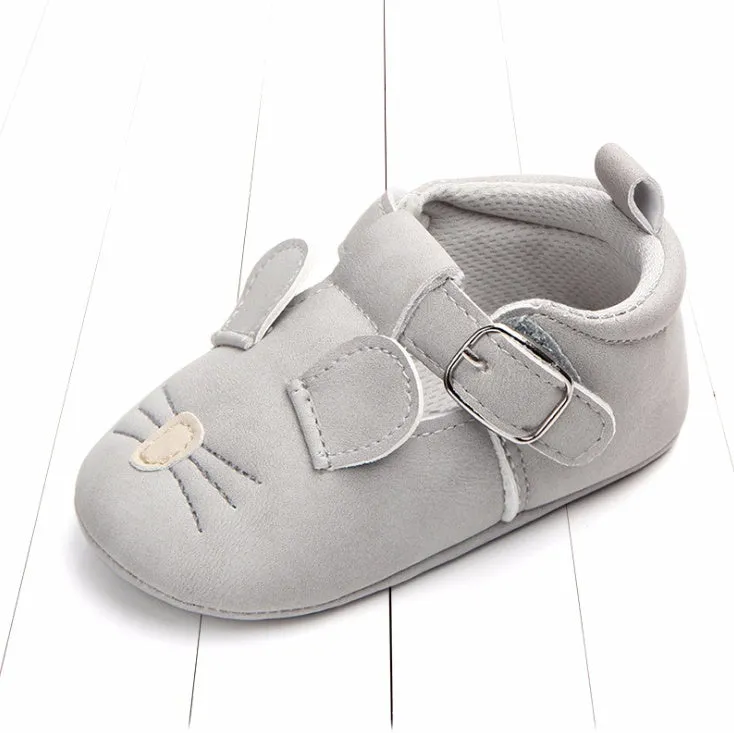 Spring autumn cartoon animal baby shoes in beige panda design with matte nubuck leather upper and soft non-slip sole.