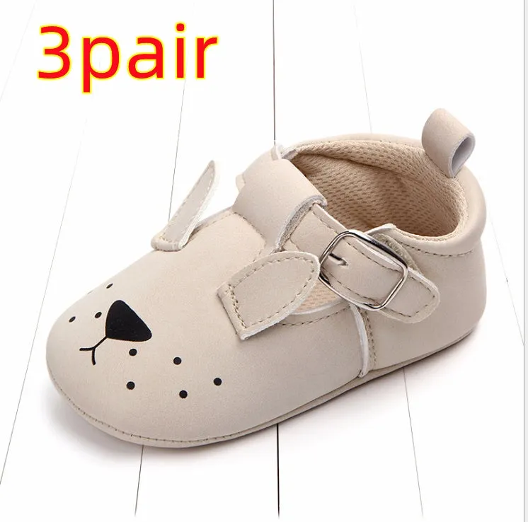 Spring autumn cartoon animal baby shoes in beige panda design with matte nubuck leather upper and soft non-slip sole.