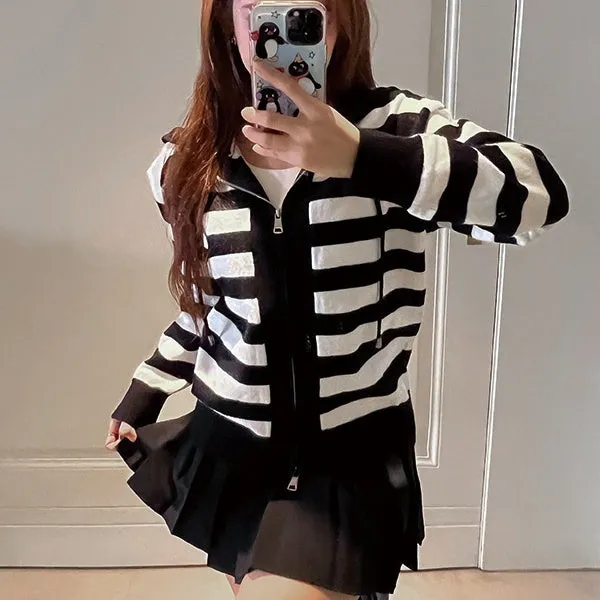 Women's striped contrast colour knitted hooded zipper cardigan in black cashmere blend loose fit casual coat