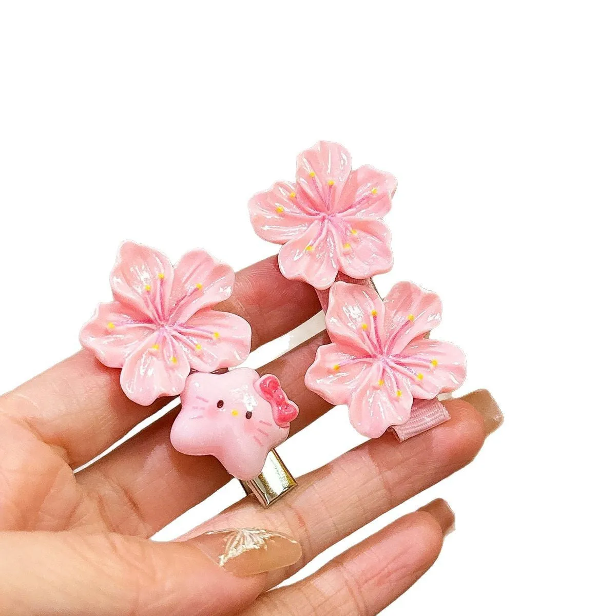 Plastic floral hairpin headdress in sweet style with petal ornament for girls, manual crafted