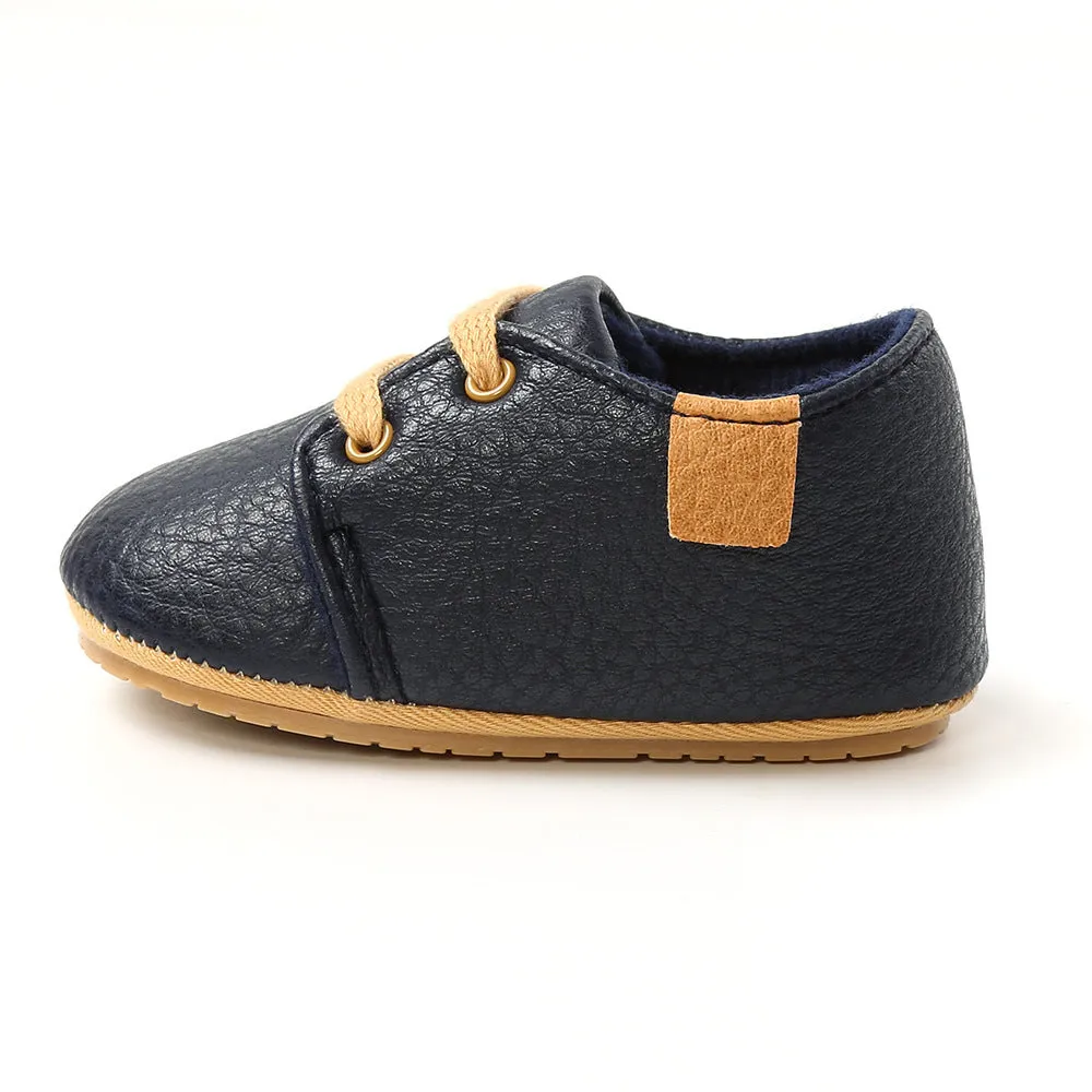 Soft synthetic leather baby moccasins with anti-slip rubber sole in beige, size 11 cm, for first walkers