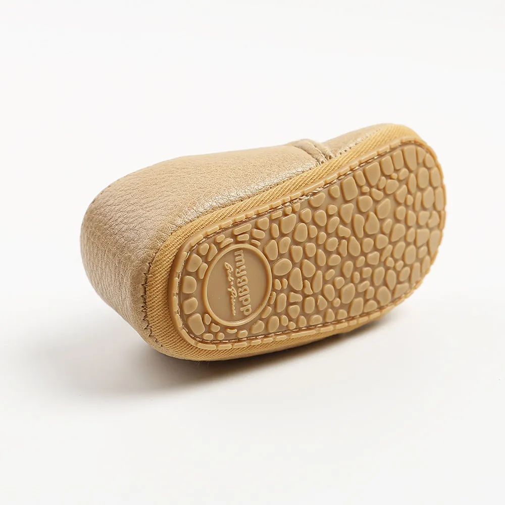 Soft synthetic leather baby moccasins with anti-slip rubber sole in beige, size 11 cm, for first walkers